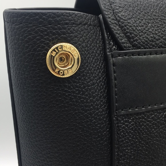 MICHAEL KORS HAYES MEDIUM BACKPACK BLACK LEATHER - Picture 14 of 16